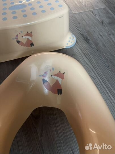 Сидушка на унитаз и подставка