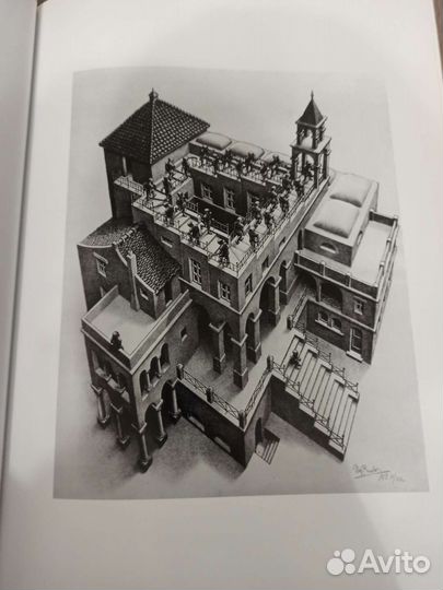 Escher M. C. Альбом