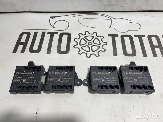 Блок управления дверью Mercedes C-Class W204