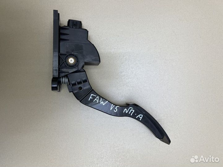 Педаль газа FAW V5