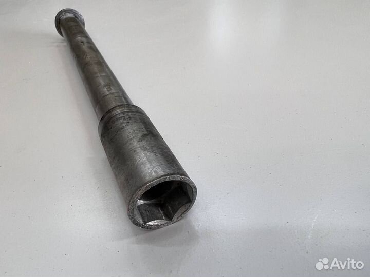 R1200GS BMW K51 Ось переднего колеса