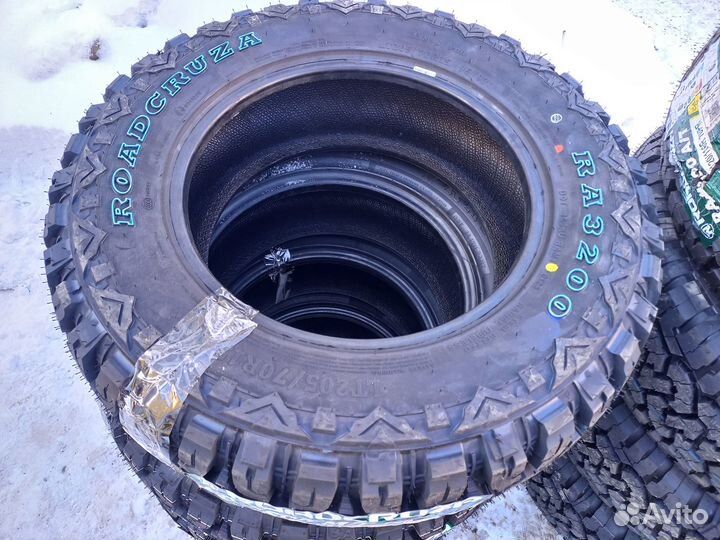 Roadcruza RA3200 M/T 205/70 R15