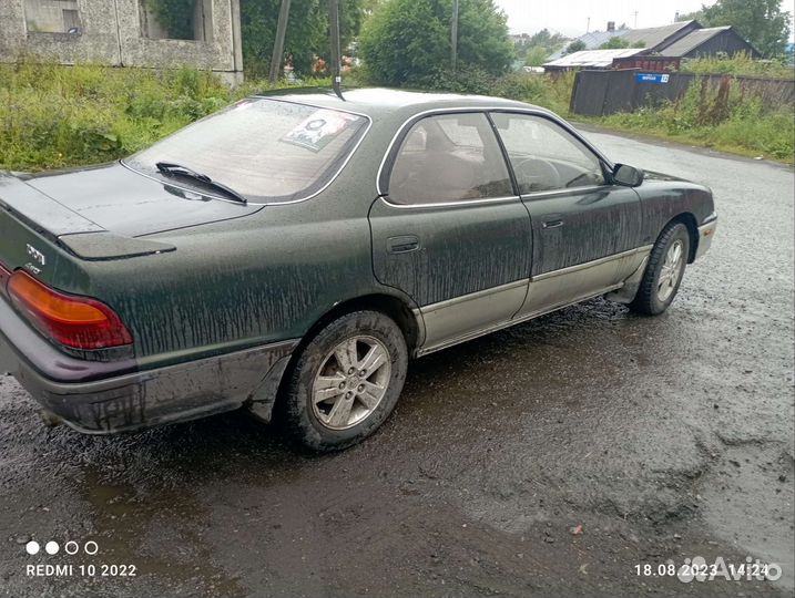 Toyota Vista 2.0 AT, 1992, 300 000 км