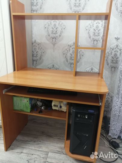 Компьютерный стол бу