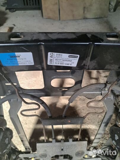 Каркас сиденья передний Volkswagen Touareg