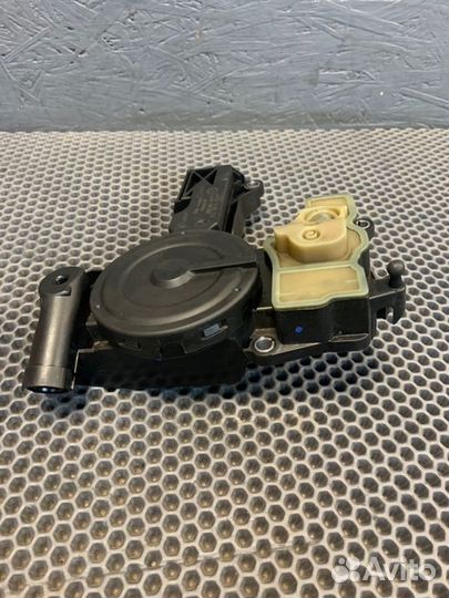 Маслоотделитель Volkswagen Tiguan 1.8-2.0 tfsi