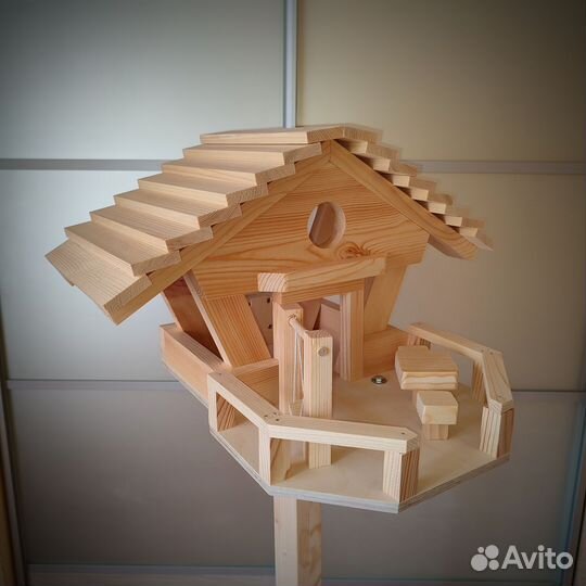 Кормушка для птиц