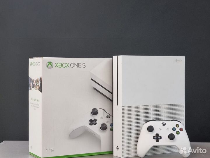 Игровая приставка xbox ONE S 1tb