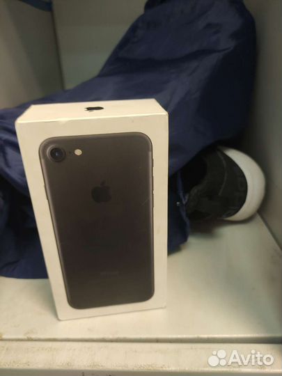 Телефон iPhone 7 128gb
