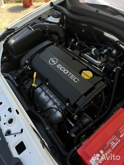 Opel Astra 1.8 МТ, 2011, 259 000 км