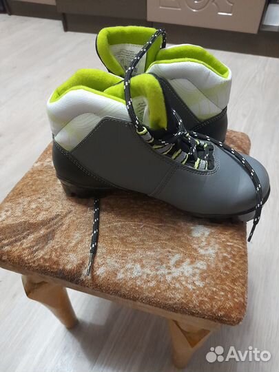 Лыжные ботинки детские