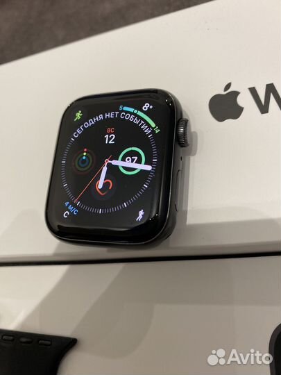 Часы apple watch se 44 mm