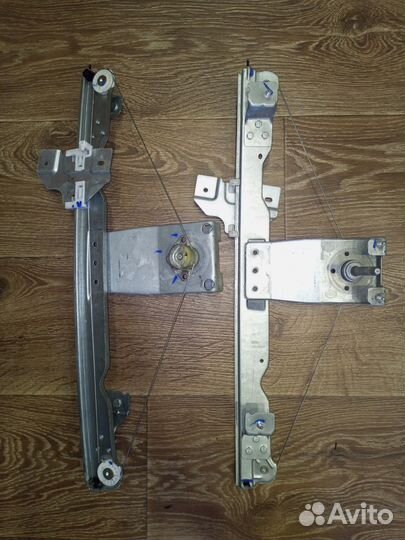 Стеклоподъемник Renault Duster