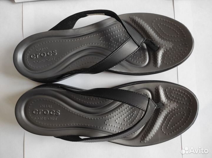 Новые шлепанцы Crocs 10 W Capri V натуральная кожа