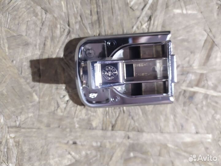 Накладка ручки наружной Nissan X-Trail (T31) 2007