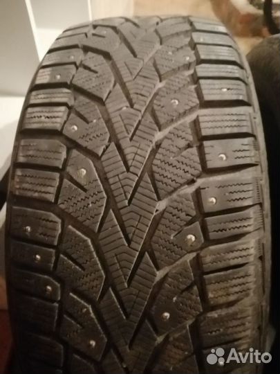 Gislaved NordFrost 100 225/50 R17