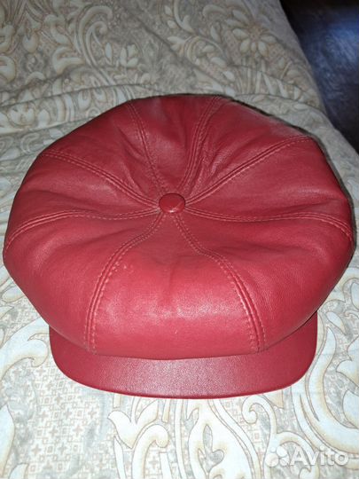 Берет женский кожаный