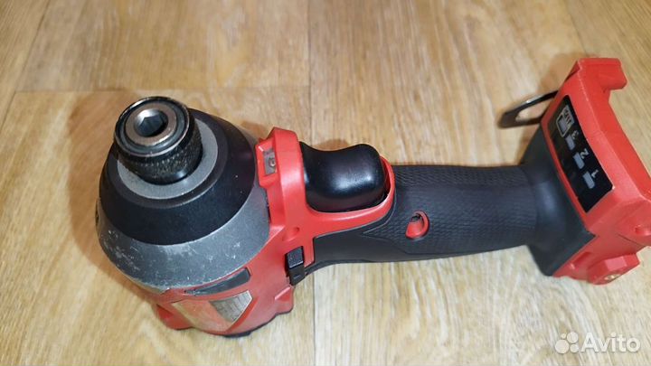 Импакт Milwaukee M18 2853-20