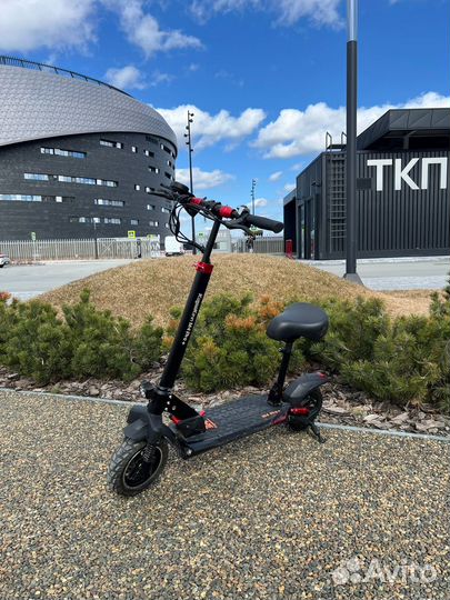 Самокат взрослый электрический
