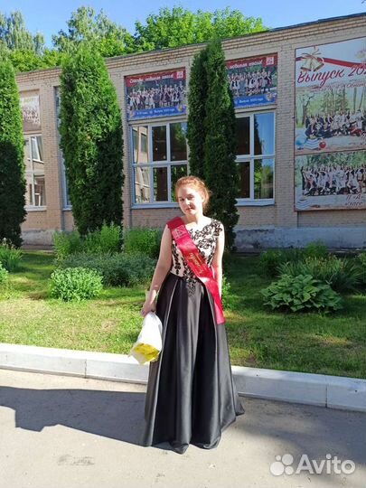 Вечернее платье