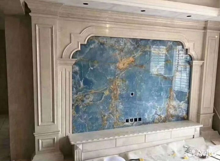 Панно из природного камня