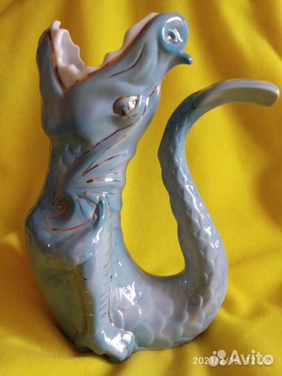 Поильник для питья нарзанов