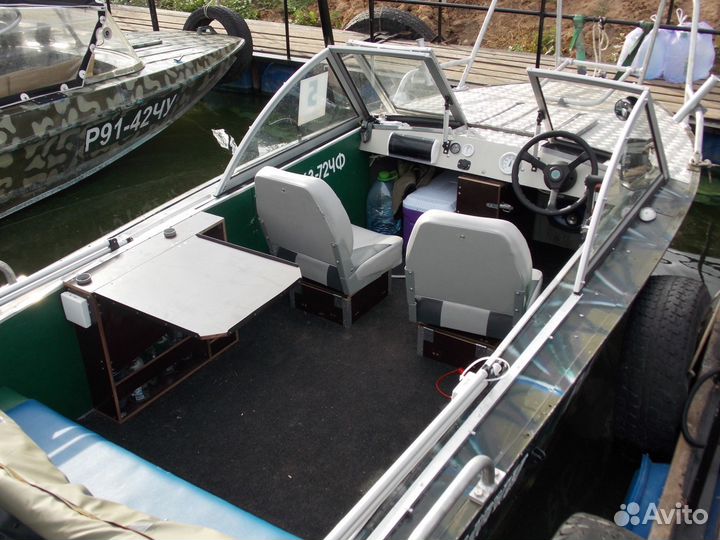 Продаю Прогресс 4 с Mercury 60 elpto