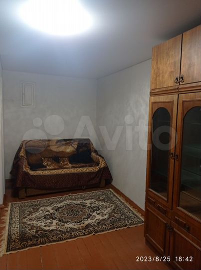 1-к. квартира, 30 м², 4/4 эт.