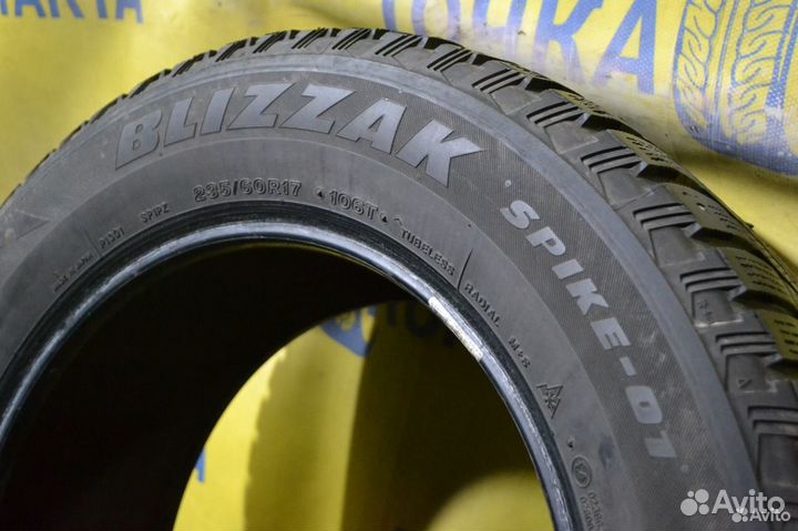 Bridgestone Blizzak Spike-01 235/60 R17