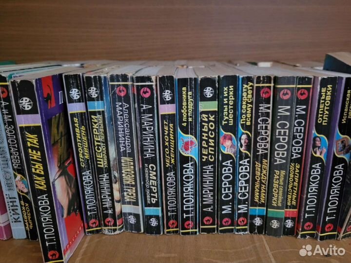 Книга Детективы 40 шт