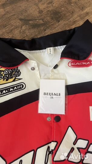 Куртка ветровка