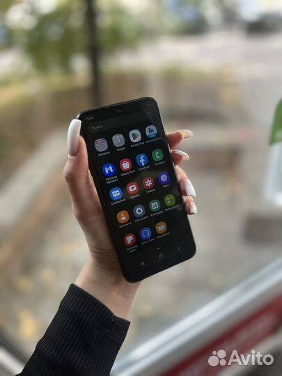 Samsung Galaxy A01, 2/16 ГБ