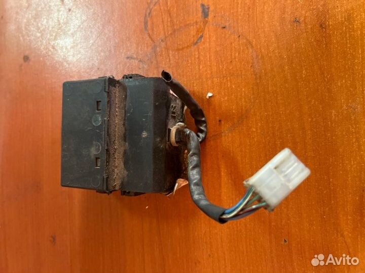 Блок управления АКПП Toyota Carina ST170 4SFL