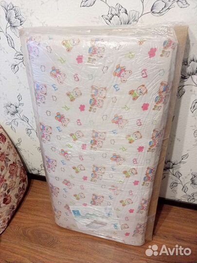 Кровать с матрасом бу