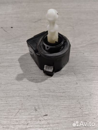 Корректор фары опель вектра ц/сигнум