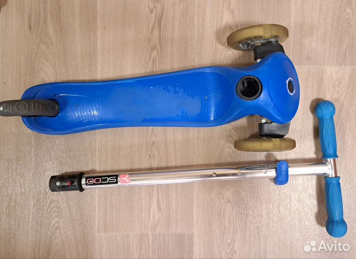 Самокат Globber со свет.колесами синий