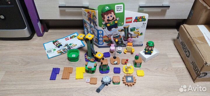 Набор lego Super Mario Луиджи и три дополнения