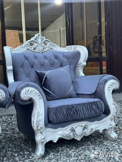 Мягкая мебель диваны и кресла