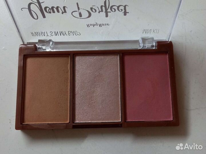 Румяна и хайлайтер