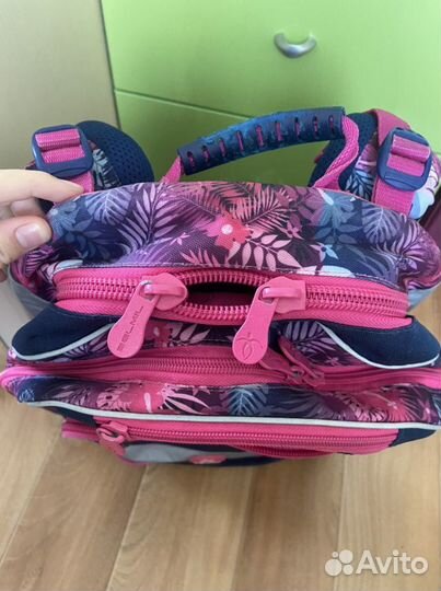 Школьный Рюкзак для девочки начальных классов Belm