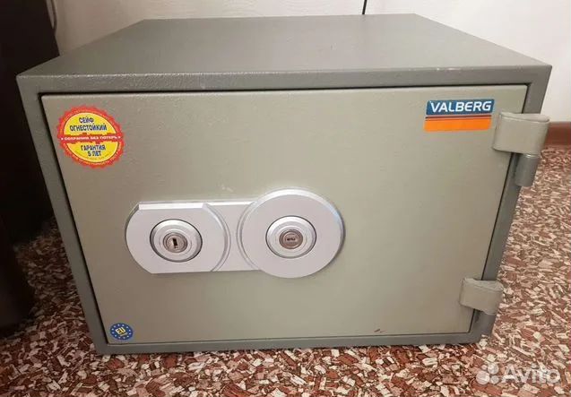 Сейф огнестойкий Valberg FRS-32
