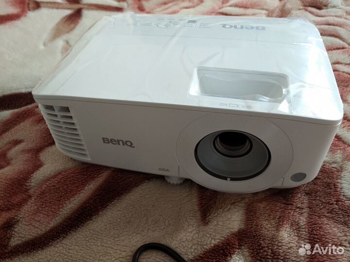 Проектор benq mx 550 и Epson EB-1860