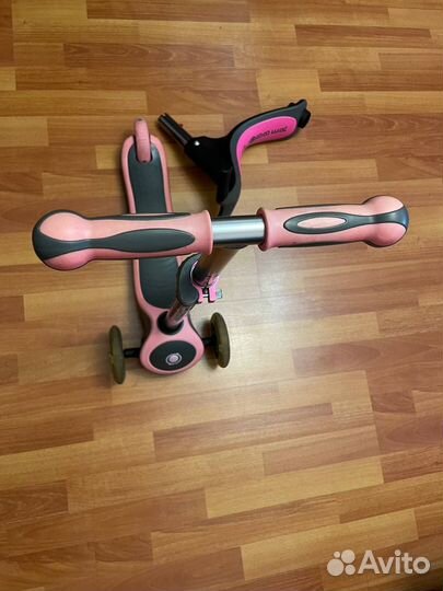 Самокат трехколесный Globber розовый
