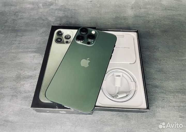 Apple iPhone XR в корпусе 13 Pro