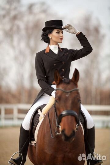 Прокат костюмов для фотосессии с лошадьми