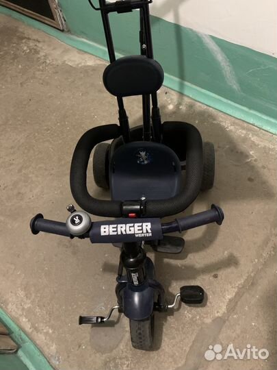 Детский трехколесный велосипед