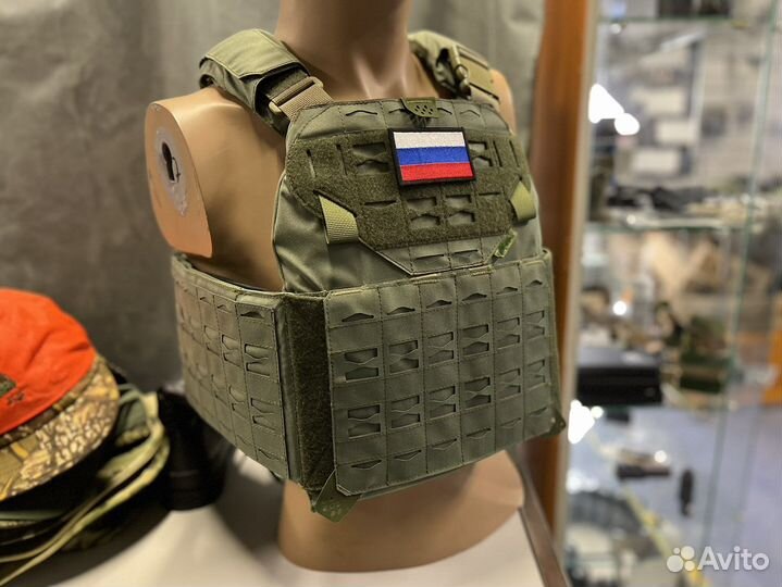 Бронежилет с плитами