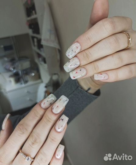 Мастер маникюра