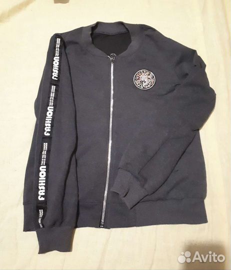 Спортивный костюм женский