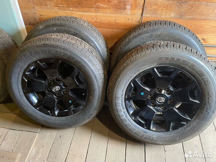 Комплект колес Toyota Hilux